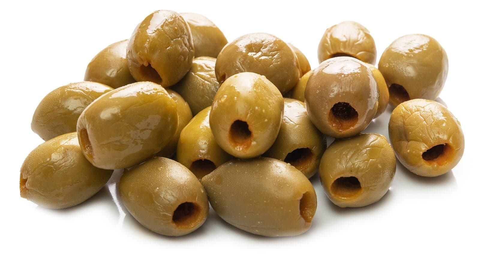 Zelené olivy bez pecky