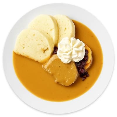 Authentic Svíčková na smetaně s houskovým knedlíkem