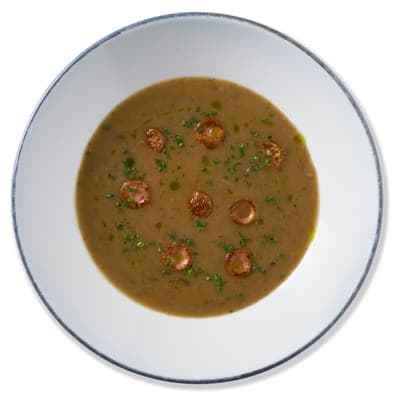 Cibule Bistro Čočková polévka se štýrským párkem