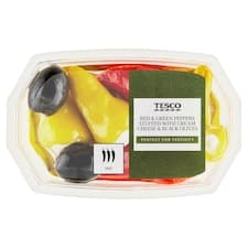 Marinované zelené a červené papričky plněné krémovým sýrem v řepkovém oleji 150g