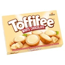 Toffifee Celá jádra lískových ořechů v karamelu s mléčným krémem a bílou čokoládou 15 ks 125g