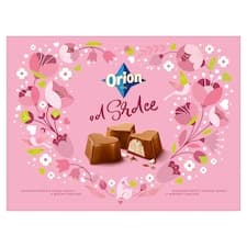 ORION Od Srdce pralinky s mandlovou náplní a kousky mandlí v mléčné čokoládě Jarní 142g