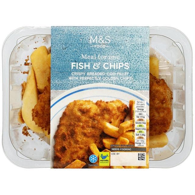 Marks & Spencer Filet z tresky obecné ve strouhance s bramborovými hranolky