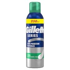 Gillette Series Zklidňující Pěna Na Holení S Aloe Vera, 250ml