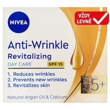 Nivea Obnovující denní krém proti vráskám 55+ OF 15 50ml