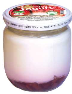 Farma rodiny Němcovy Jogurt s jahodami