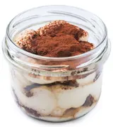 Amaretto amore vegan tiramisu od The Green Garden