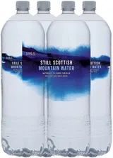 Marks & Spencer Skotská neperlivá horská voda (4×2 l)