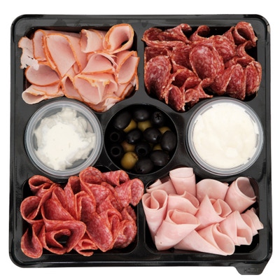 Čerstvě nakrájeno Obložený box uzeninový (šunka, salám)