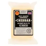 Finest West Country Farmhouse Cheddar polotvrdý plnotučný zrající sýr 200g