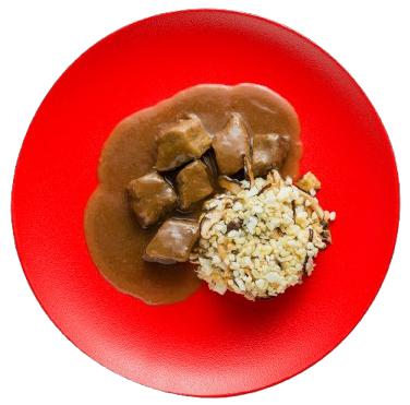 Balanced food Hovězí dušené na česneku, květáková rýže s bulgurem, shitake a žampiony ze Zátiší