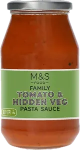 Marks & Spencer Rajčatová omáčka na těstoviny s červenou paprikou, mrkví, cibulí a cuketou
