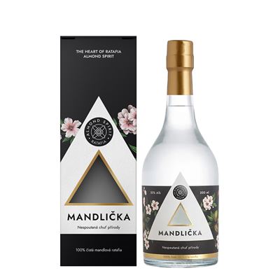 Ratafia Almond Spirit Mandlička 33 % 500 ml