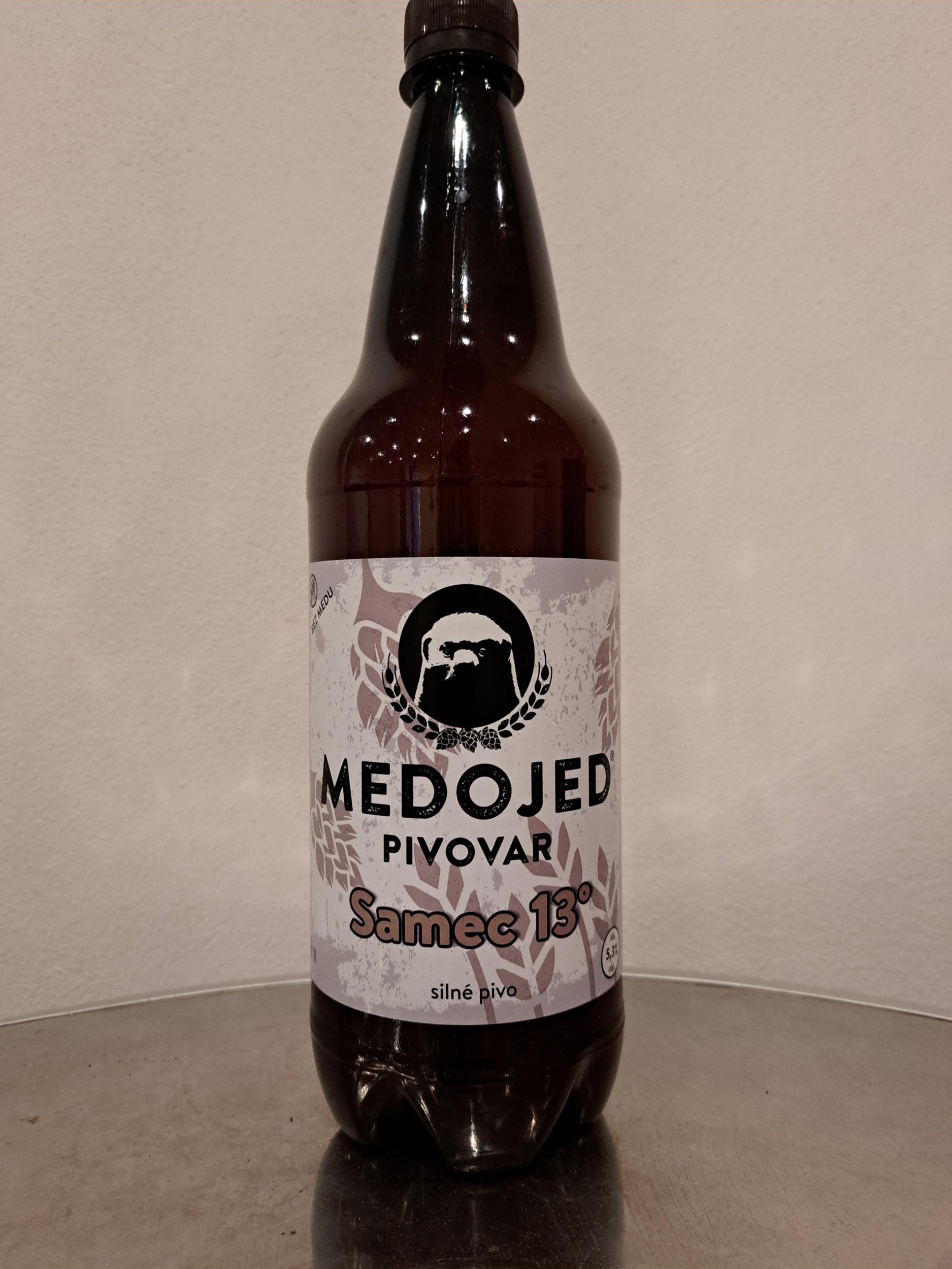 Medojed Samec 13°